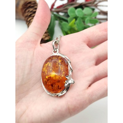 Подвеска из бернита (сплав смол и янтаря)