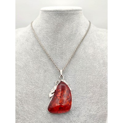 Подвеска из бернита (сплав смол и янтаря)