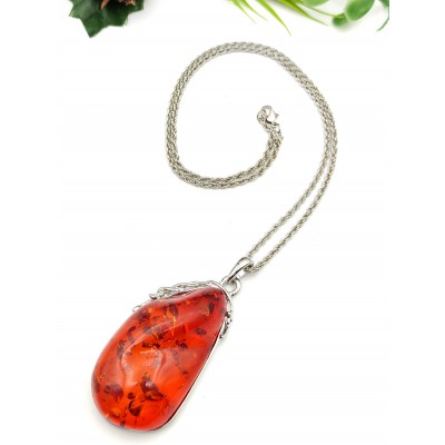 Подвеска из бернита (сплав смол и янтаря)