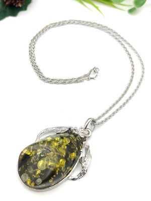 Подвеска из бернита (сплав смол и янтаря)