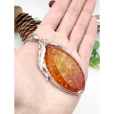 Подвеска из бернита (сплав смол и янтаря)