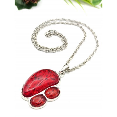 Подвеска из бернита (сплав смол и янтаря)