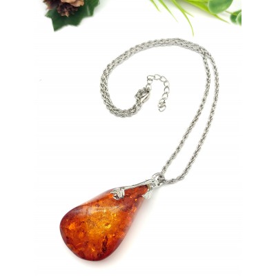 Подвеска из бернита (сплав смол и янтаря)