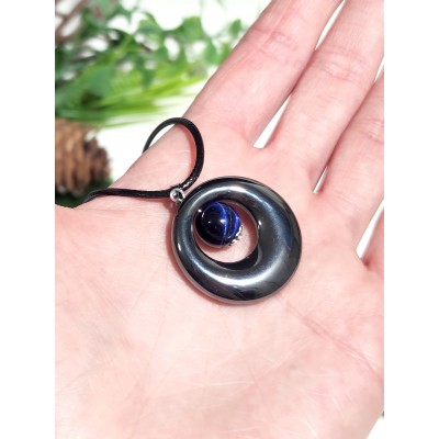 Подвеска из гематита и синего тигрового глаза