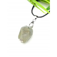 Подвеска из лабрадора Подвеска из лабрадора