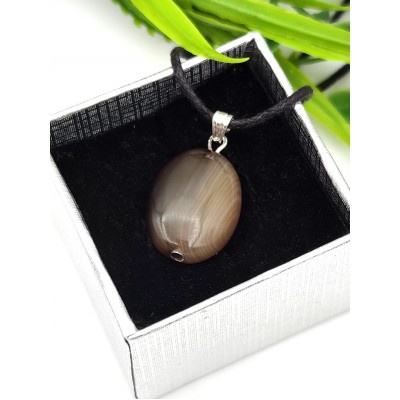 Подвеска из оникса