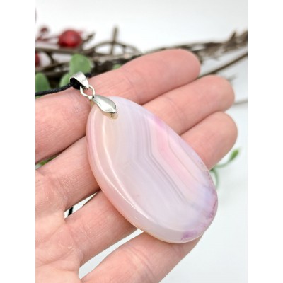 Подвеска из розового агата