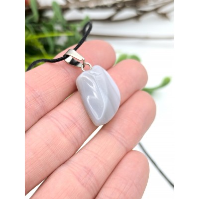 Подвеска листик из серого агата