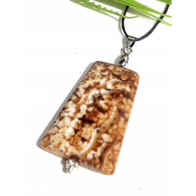 Подвеска из тигрового агата