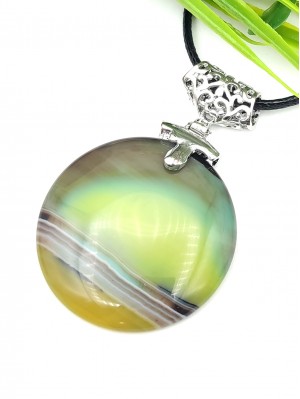 Подвеска из желто-зеленого агата