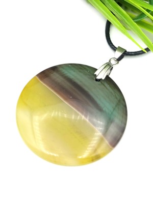 Подвеска из желто-зеленого агата