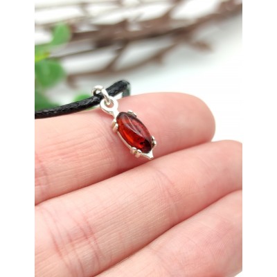Подвеска посеребренная с коньячным янтарем Подвеска посеребренная с коньячным янтарем