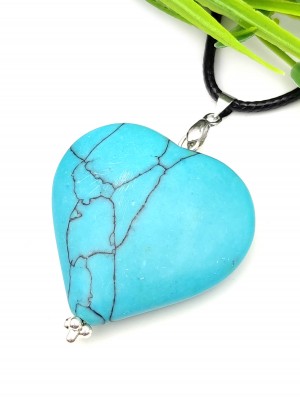 Подвеска Сердце из говлита (стилизация под бирюзу)