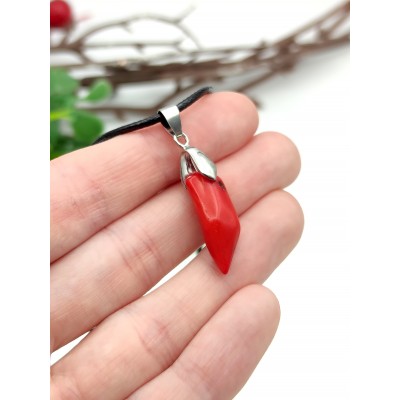 Подвеска с красным кораллом