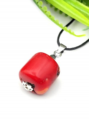 Подвеска с красным кораллом