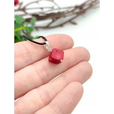 Подвеска с красным кораллом