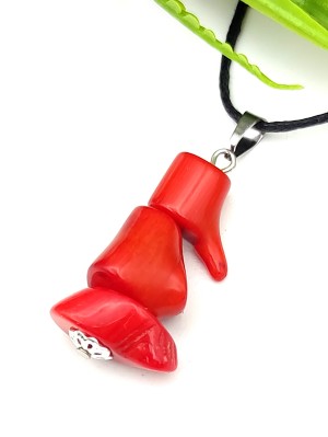 Подвеска с красным кораллом