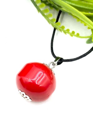 Подвеска с красным кораллом