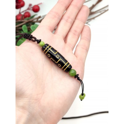 Подвеска с тибетской бусиной Дзи и нефритом