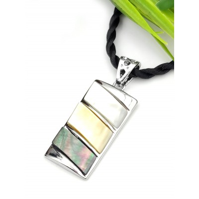 Подвеска с перламутром и халиотисом