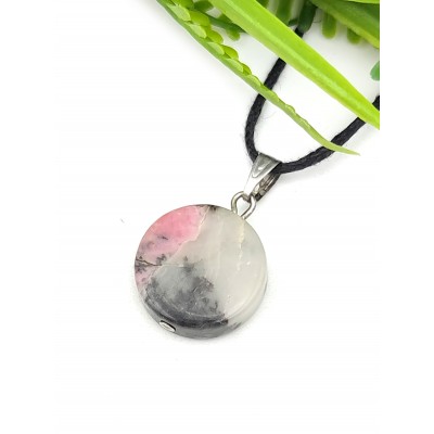 Подвеска с родонитом