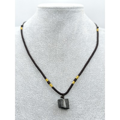 Подвеска с турмалином (шерлом)