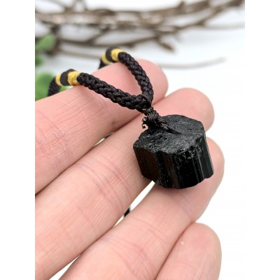 Подвеска с турмалином (шерлом)