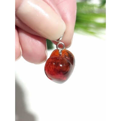 Подвеска сердечко из коньячного янтаря