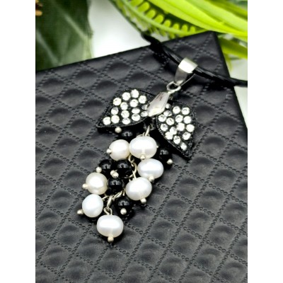 Подвеска с жемчугом, агатом и фианитами