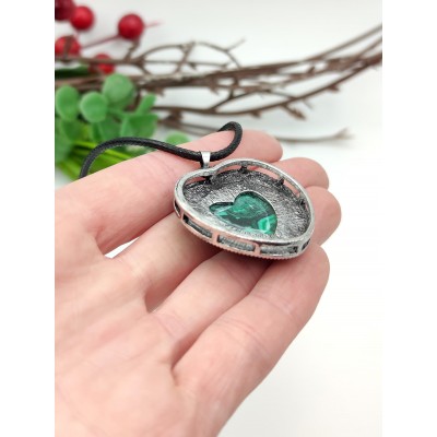 Подвеска крупное сердечко с малахитом (синтетическим)