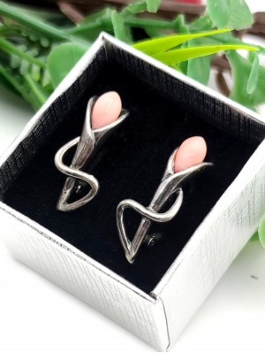 Серьги посеребренные с розовыми кораллами (Кожа ангела)