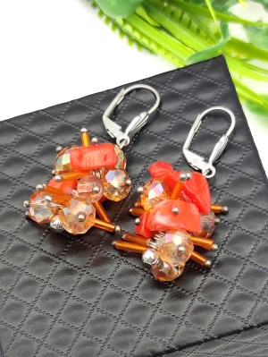 Серьги с оранжевыми кораллами и чешским стеклом